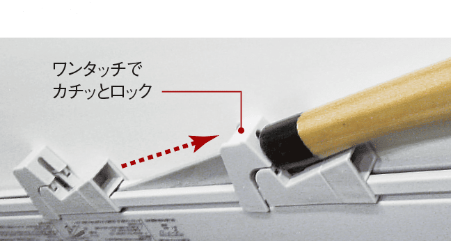 食器、調理器具、調味料などをすっきり収納。