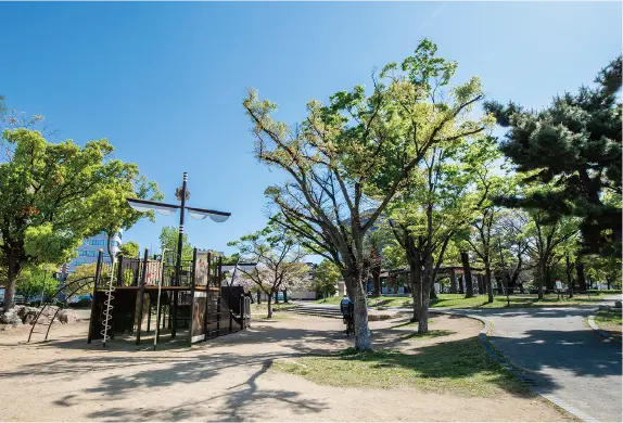 戎公園［ザビエル公園］
（徒歩10分／約750m）